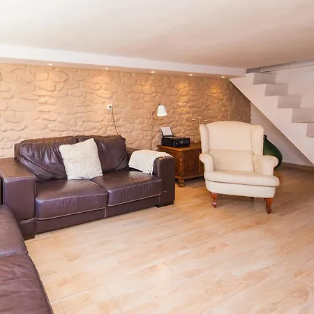 Casa Paseo Platon, Very Close To The Beach, With Pool And Garden