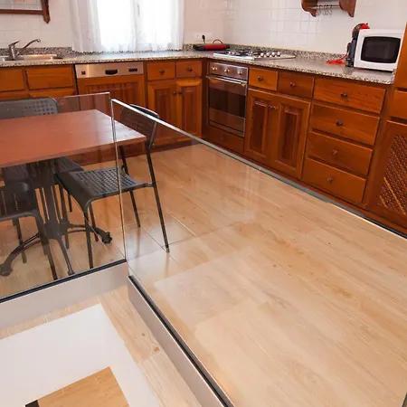 Villa Casa Paseo Platon, Very Close To The Beach, With Pool And Garden *
