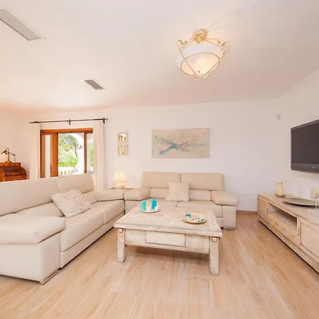 Villa Casa Paseo Platon, Very Close To The Beach, With Pool And Garden *
